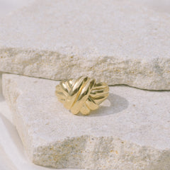 Tina Turner Plaited Ring - Gold