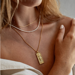 Freyja Goddess of Love Pendant Necklace - Gold