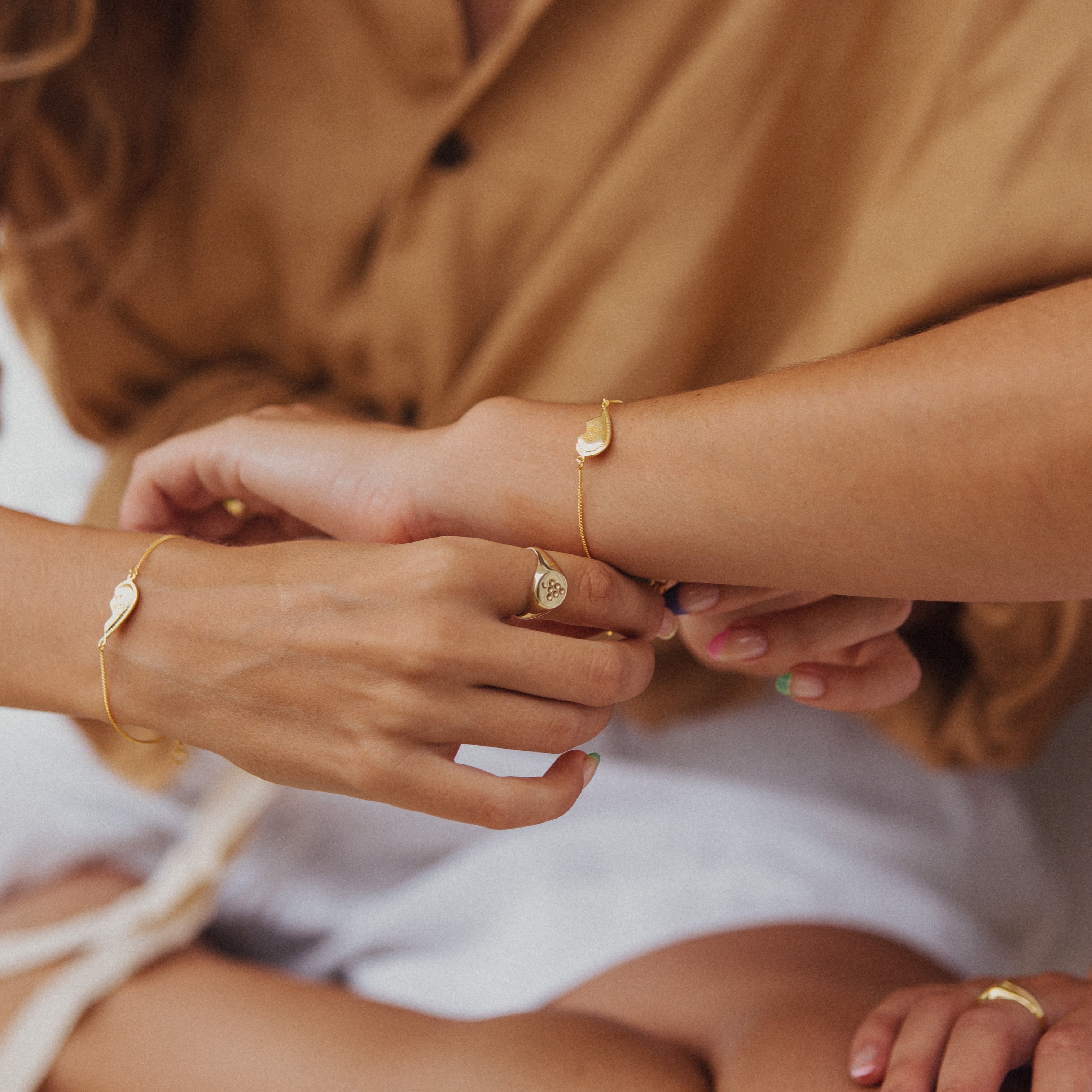 BFF Broken Heart Bracelet SET of 2 - Gold