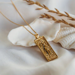 Freyja Goddess of Love Pendant Necklace - Gold